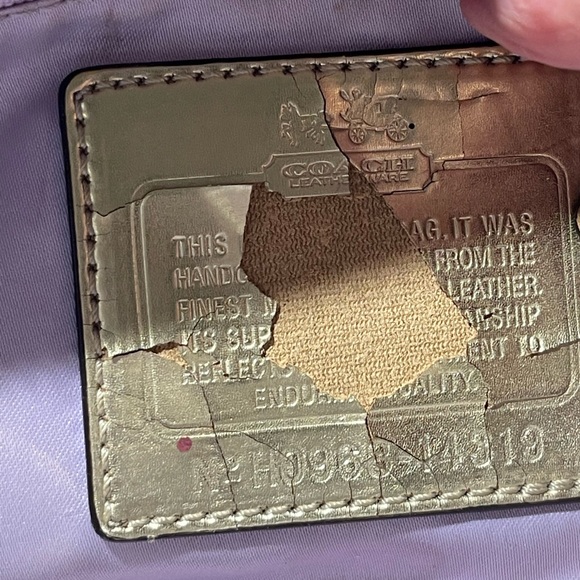 BEAUTIFUL😍Vintage Coach Handbag— label still has serial #🎁‼️ - Picture 15 of 16